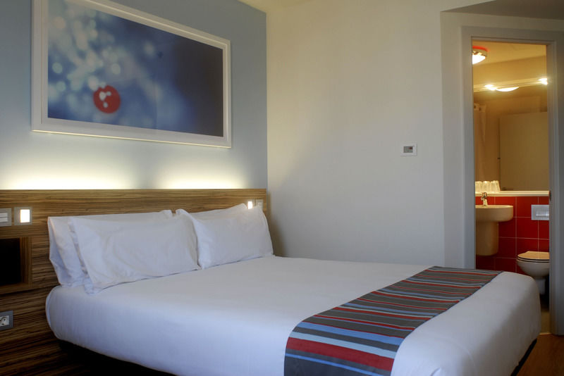 Travelodge Woolwich 3* Londra